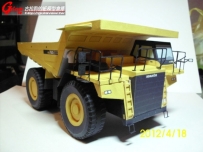 Komatsu_HD785 1/43